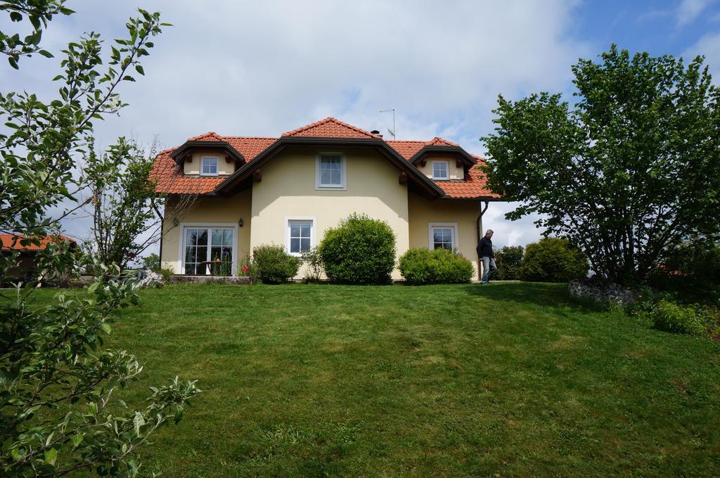 Bed And Breakfast Trnje Pivka Exterior foto